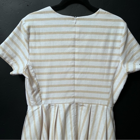 Piper and Scoot Festival Dress in Oatmeal -
a boho classic! size: L - Picture 10 of 12